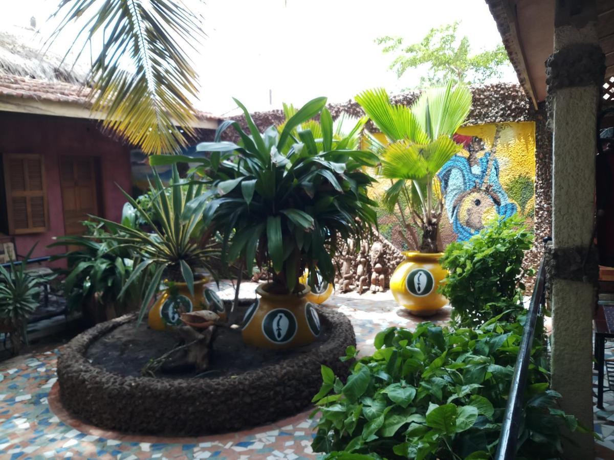 Auberge Khady Saly Portudal Exterior foto